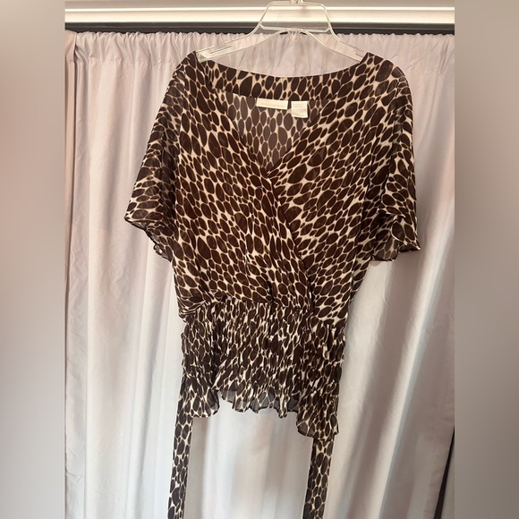 Worthington cheetah blouse. - Picture 1 of 3